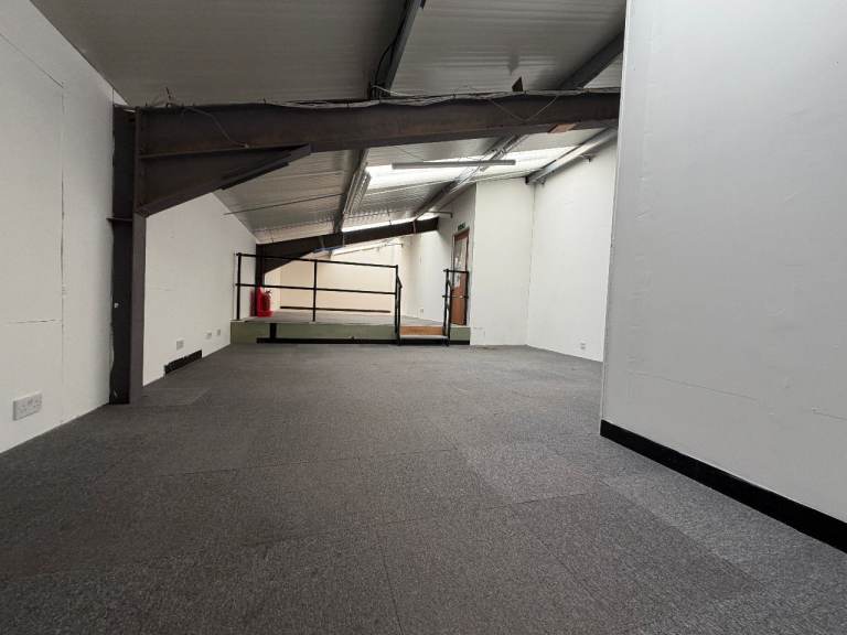 Office / Workshop Space to Rent near Stratford-upon-Avon – 24/7 Access