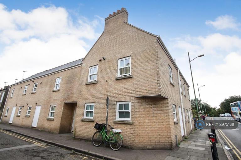 1 bedroom flat in Trafalgar Street, Cambridge, CB4 (1 bed) (#2975188)