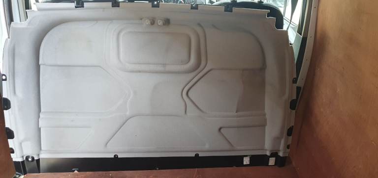 Ford Transit Custom 2021 bulkhead