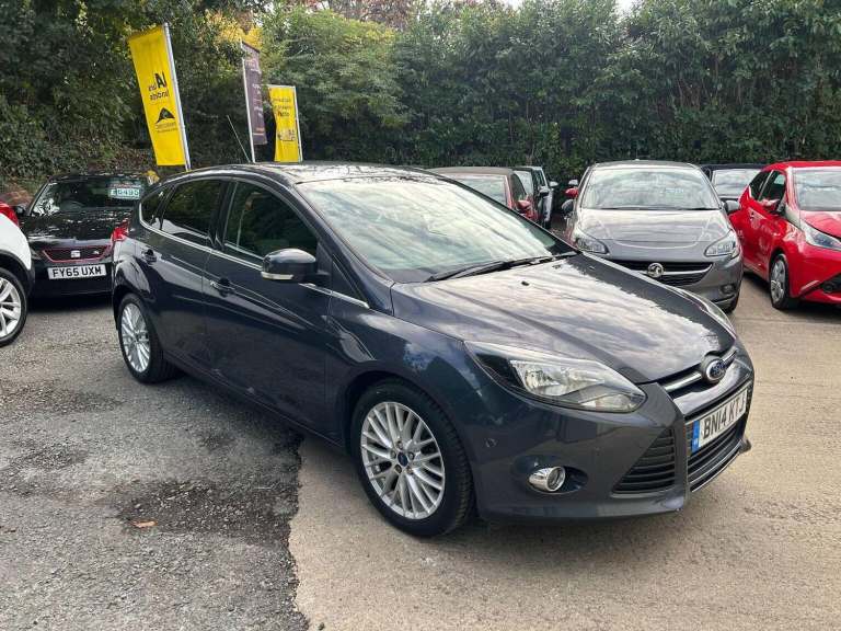 2014 Ford Focus 1.0T EcoBoost Zetec Navigator Euro 5 (s/s) 5dr Hatchback Petrol Manual