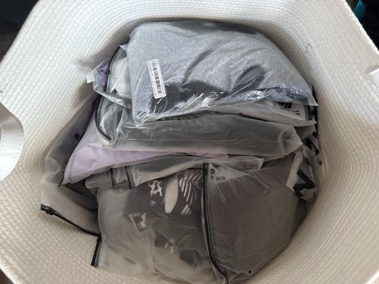 huge bundle of brand new shein clothes size L worth over £200