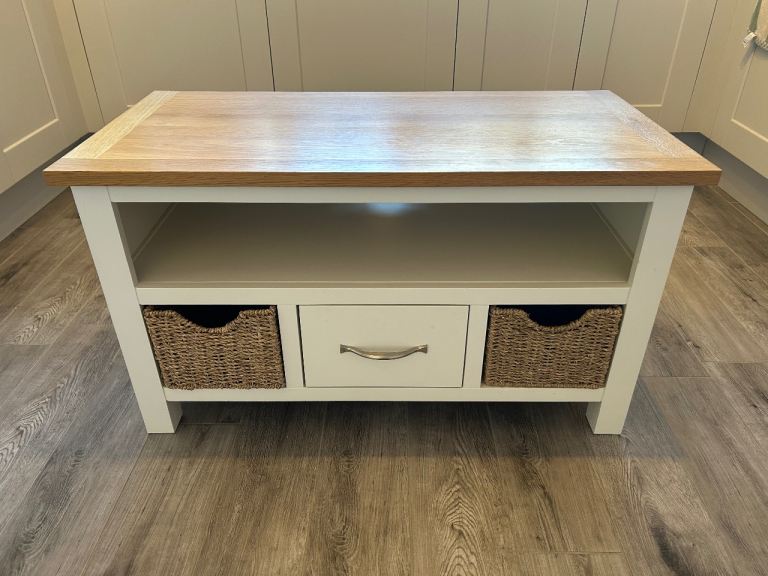 Cream & Oak TV Unit / Coffee Table with Baskets
