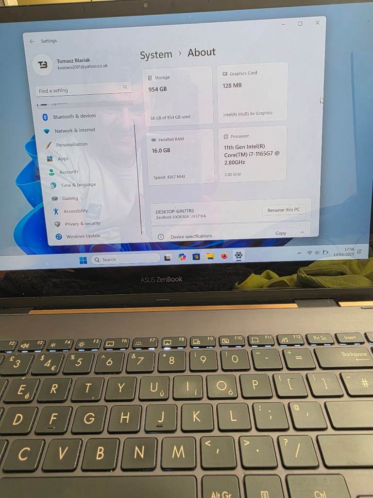 Asus Zenbook Flip S UX371E, Intel i7-1165G7, 16GB DDR4 RAM, 13.3 "Laptop 