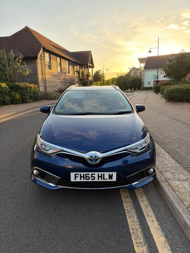 Auris Excel Vvt-I Hybrid Cvt, Estate, Automatic, 1798 (cc), 5 doors
