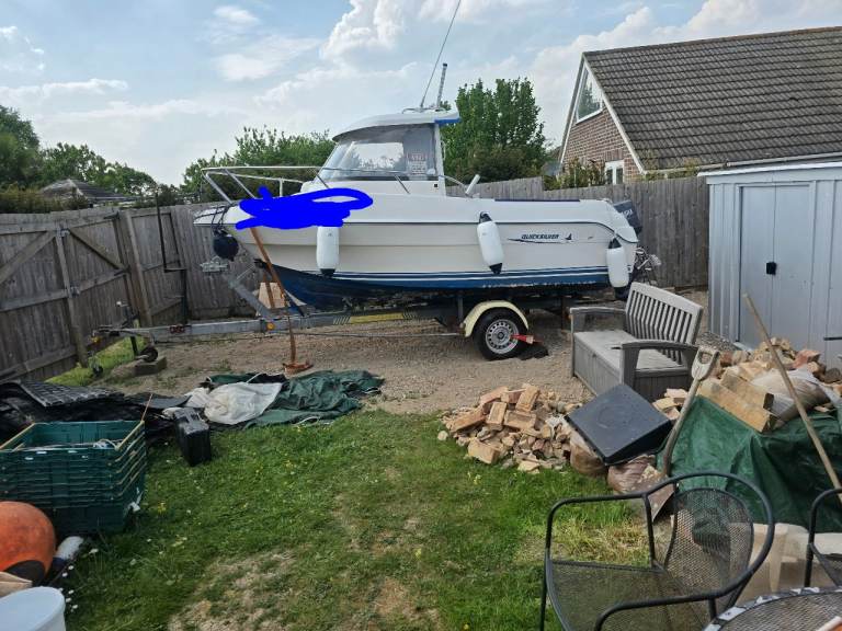 Quicksilver 500 pilothouse
