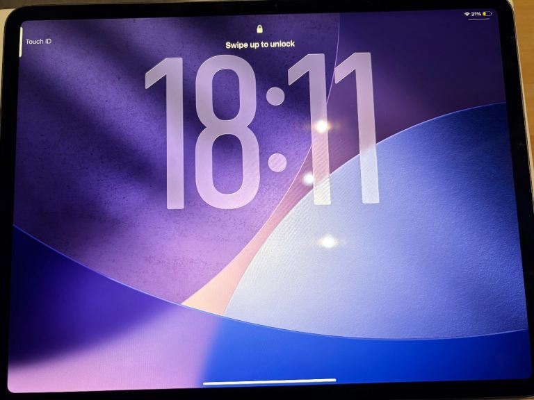 iPad Air 13” M2 WiFi+Cellular 