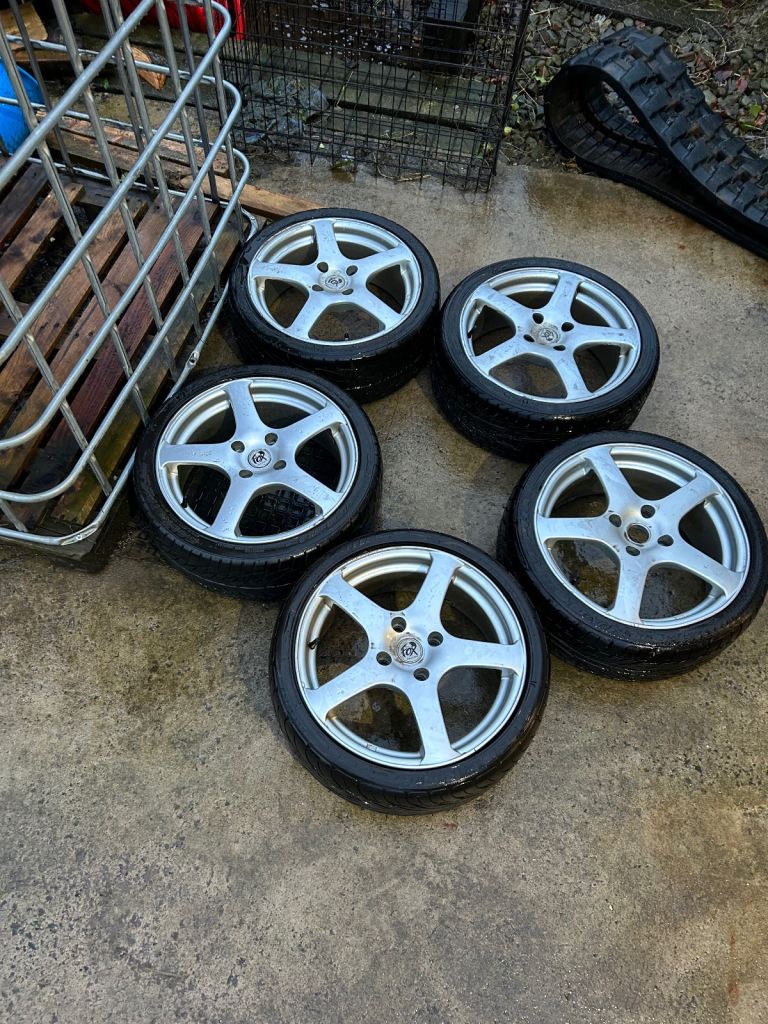 17” Fox alloys with Uniroyal 205/40R17