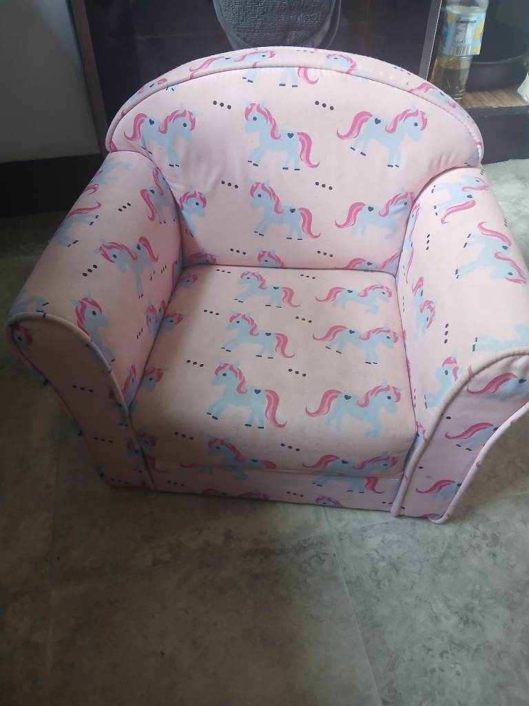 Kids Pink Unicorn Armchair – Good Condition