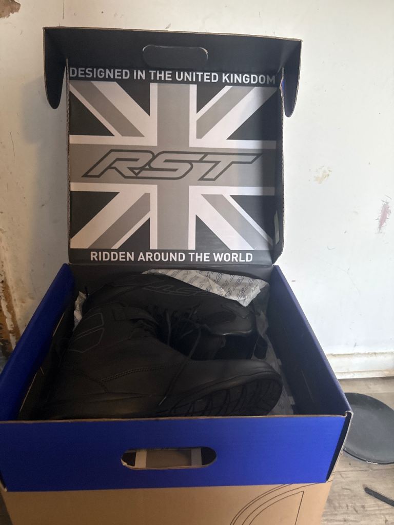 RST waterproof motorbike boots £60