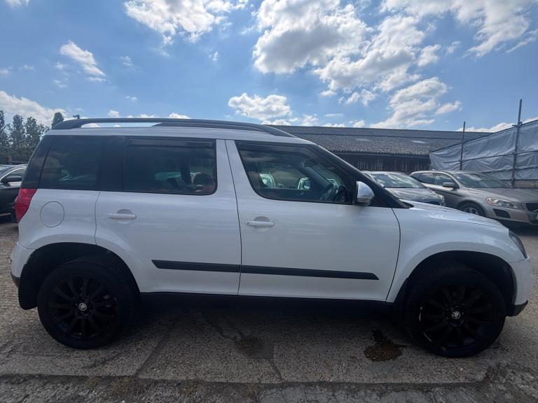 2014 Skoda Yeti 2.0 TDI CR Elegance 5dr HATCHBACK Diesel Manual