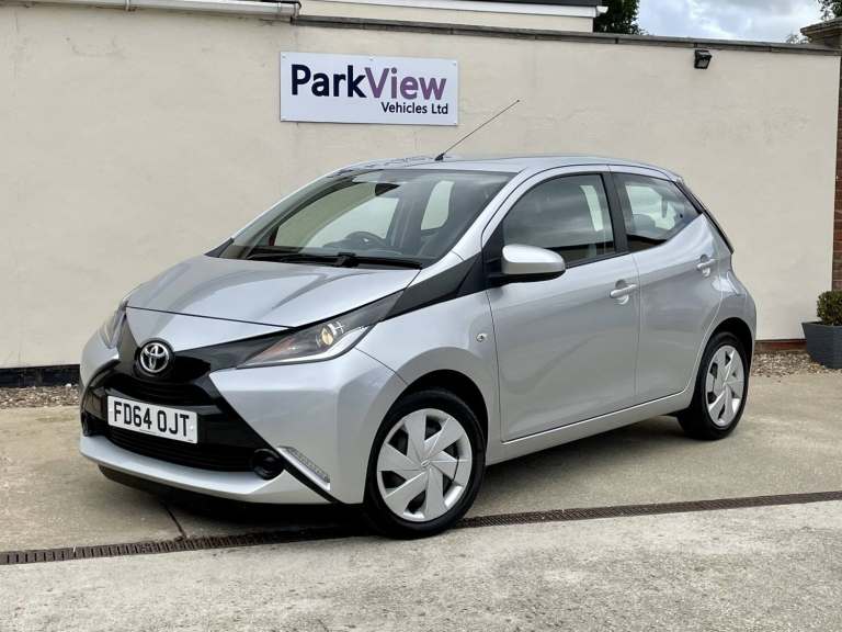 2014 Toyota AYGO 1.0 VVT-i X-Play 5dr HATCHBACK PETROL Manual