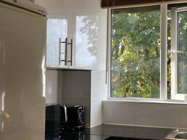 🌈Modern 1-Bed Flat in Beautiful Residential Canada Water | SE16🍃