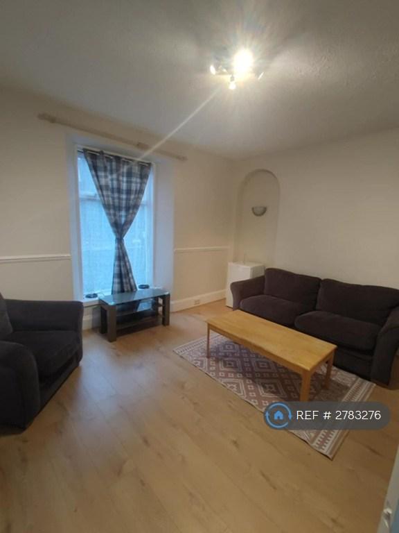 1 bedroom flat in Erskine St, Aberdeen, AB24 (1 bed) (#2783276)