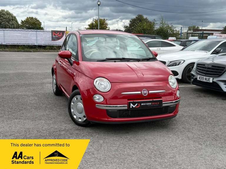 Fiat 500 0.9 TwinAir Pop Hatchback 3dr Petrol Dualogic Euro 5 (s/s) (85 bhp) Petrol Automatic