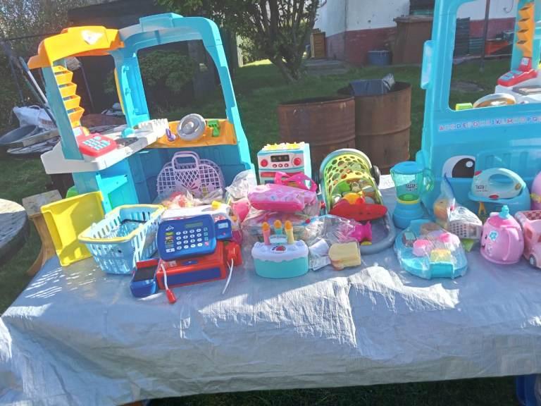 Toy food trucks