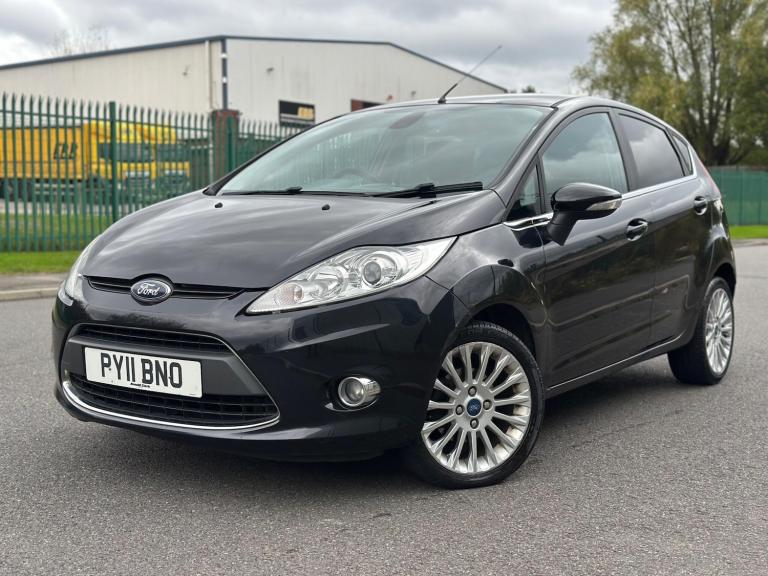 2011 Ford Fiesta 1.4 Titanium 5dr HATCHBACK Petrol Manual