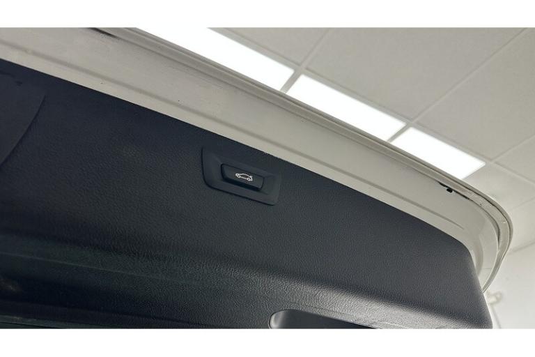 2018 BMW 3 Series 2.0 320i M Sport Shadow Edition Touring 5dr Petrol Auto Euro 6 (s/s) (184 p Est...