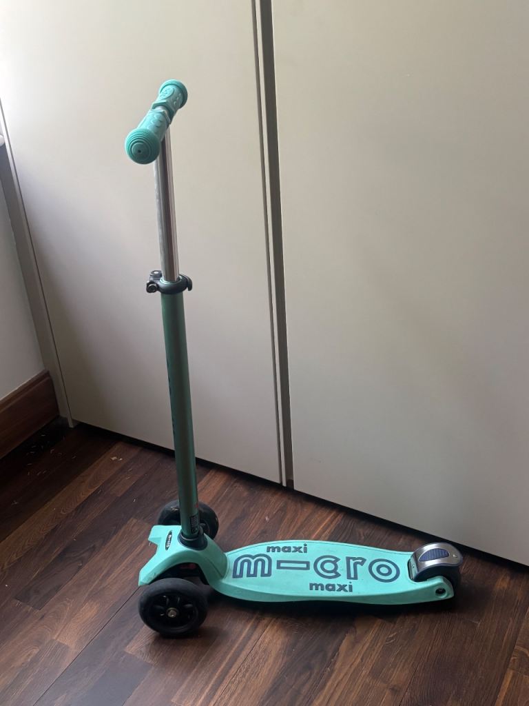 Maxi Micro Scooter – Good Condition