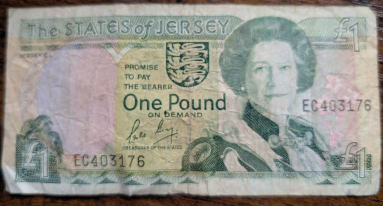 Vintage Queen Elizabeth II - The States Of Jersey - One Pound Note