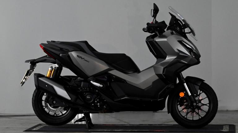 2025 Honda ADV 350 350 CVT V-Belt Euro 5 Scooter Petrol Automatic