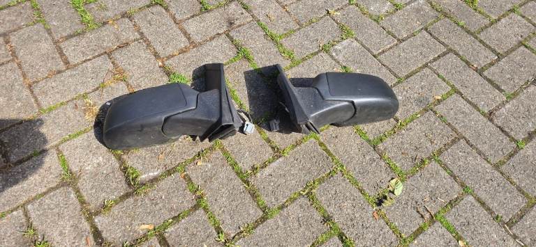 2005 ford focus wing mirrors 