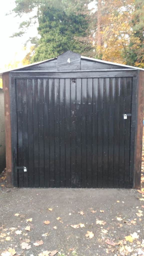 Large garage in Tadley, RG26 4HH for rent, £80 PCM
