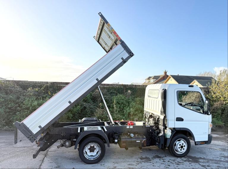 2020 MITSUBISHI CANTER 3C15 ALUMINIUM TIPPER EURO-6 MANUAL GEARS 37,000 MILES