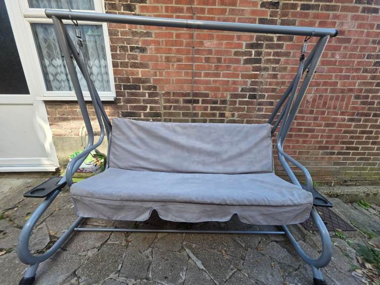 Garden swing (3 seater) 