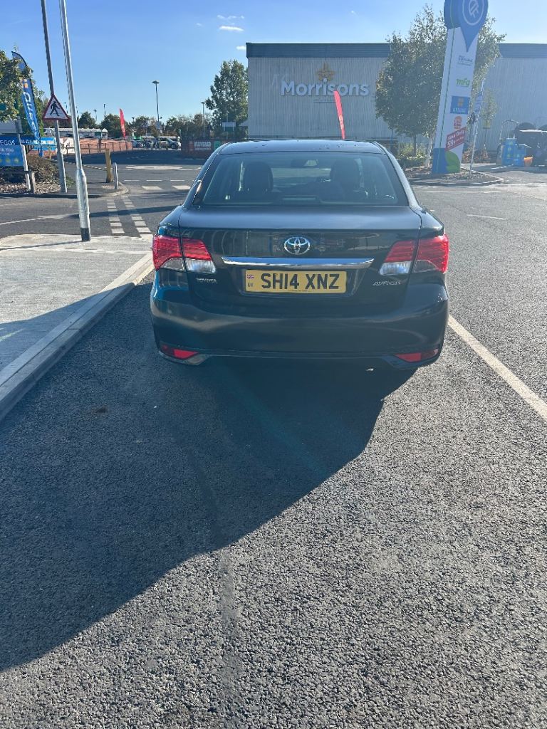 Toyota, AVENSIS, Saloon, 2014, Manual, 1998 (cc), 4 doors