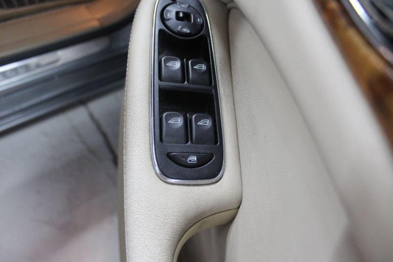 2003 Jaguar XJ 4.2 XJ8 SE 4dr SALOON Petrol Automatic