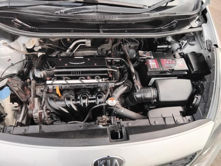 2011 Kia Rio 1.4 3 5 DOOR HATCHBACK VERY ECONOMICAL  FULL MOT AND SERVICE  HATCHBACK Petrol Manual