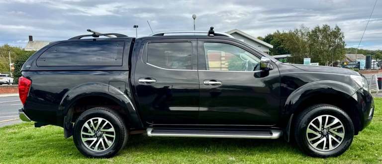 2017 Nissan Navara Double Cab Pick Up Tekna 2.3dCi 190 4WD Auto PICK UP Diesel Automatic