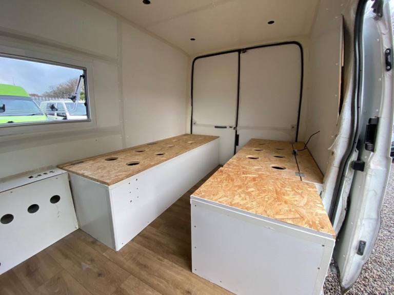 2009 Ford Transit Medium Roof Van TDCi 85ps PANEL VAN DIESEL Manual