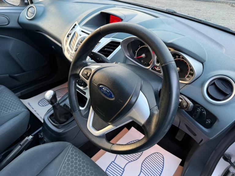 2010 Ford Fiesta 1.25 Zetec 5dr [82] HATCHBACK Petrol Manual