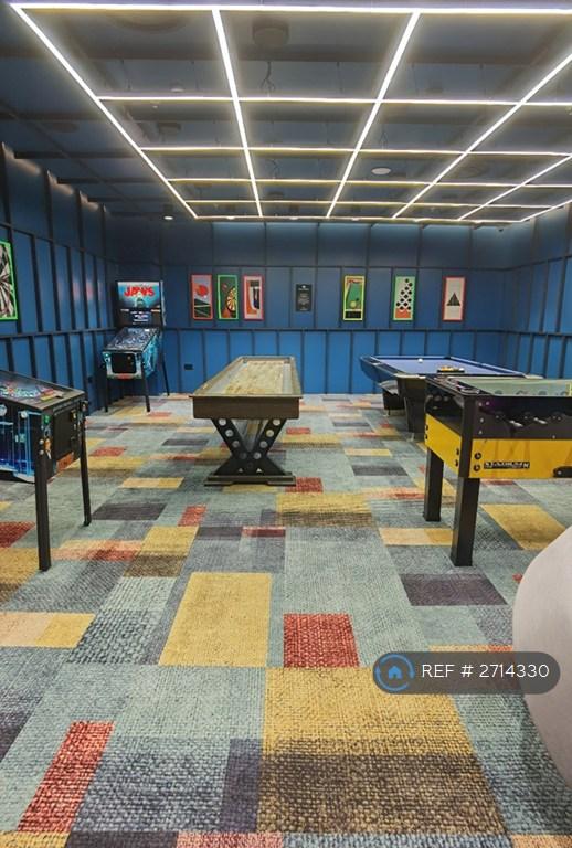 2 bedroom flat in Dutton Street, Manchester, M3 (2 bed) (#2714330)