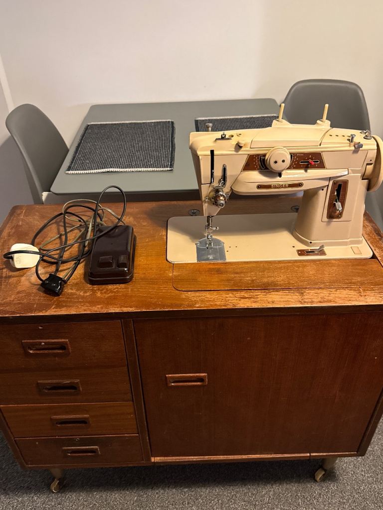 401 singer sewing machine