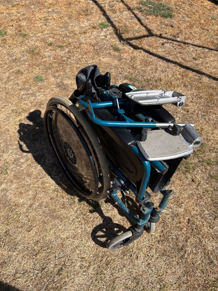 Foldable Wheelchair with Cushion – Good Condition