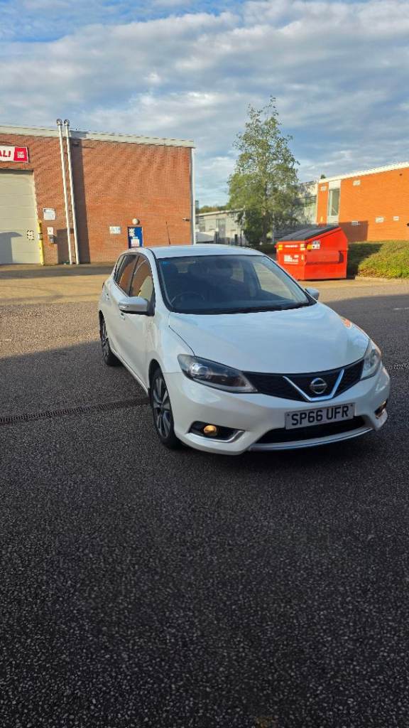 Nissan, PULSAR, Hatchback, 2017, Manual, 1461 (cc), 5 doors
