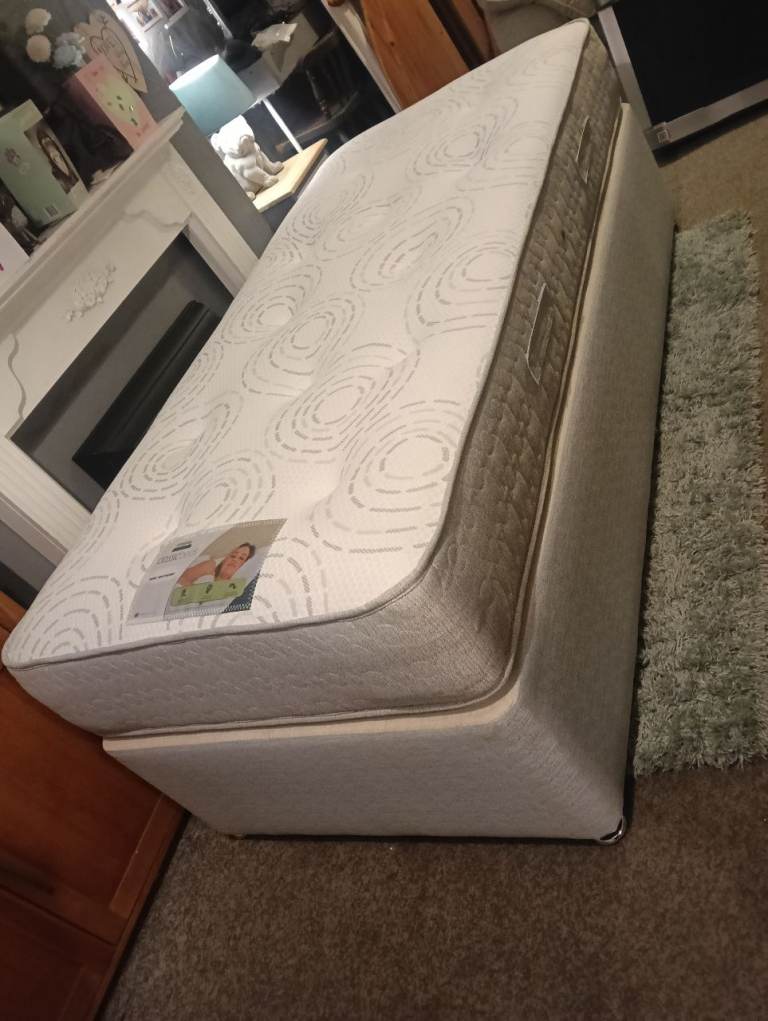 Single divan bed base and very good quality mattress ( two matching ones available) £85 each 