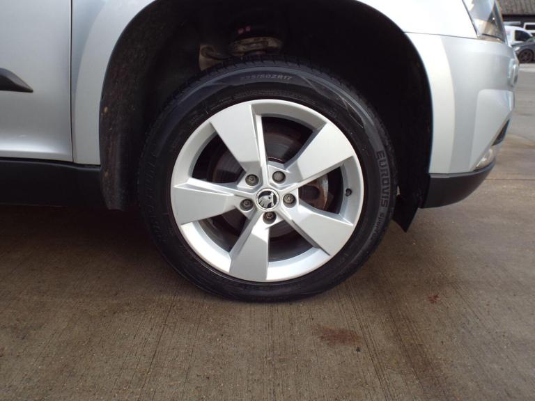  Skoda Yeti 2.0 TDI SE Outdoor 4WD Euro 5 5dr Diesel Manual