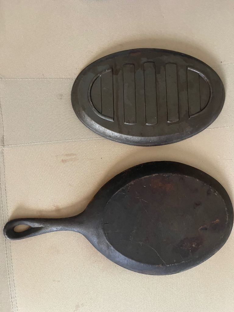 Cast Iron Frying Pan and Griddle Plate Set – Fair Condition