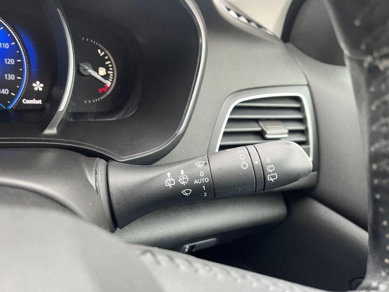 2017 Renault Megane 1.5 dCi Dynamique S Nav 5dr HATCHBACK DIESEL Manual