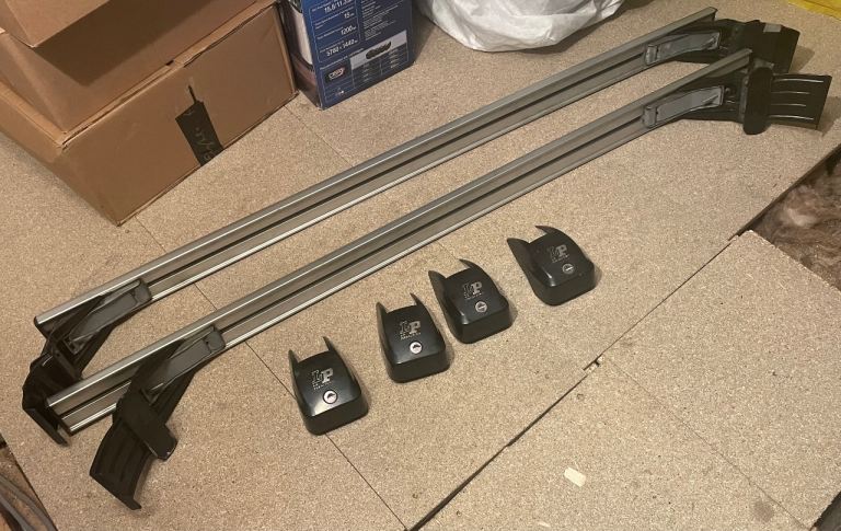 La Prealpina Roof Rack for 3-door hatchback - great for surfboard/paddle boards