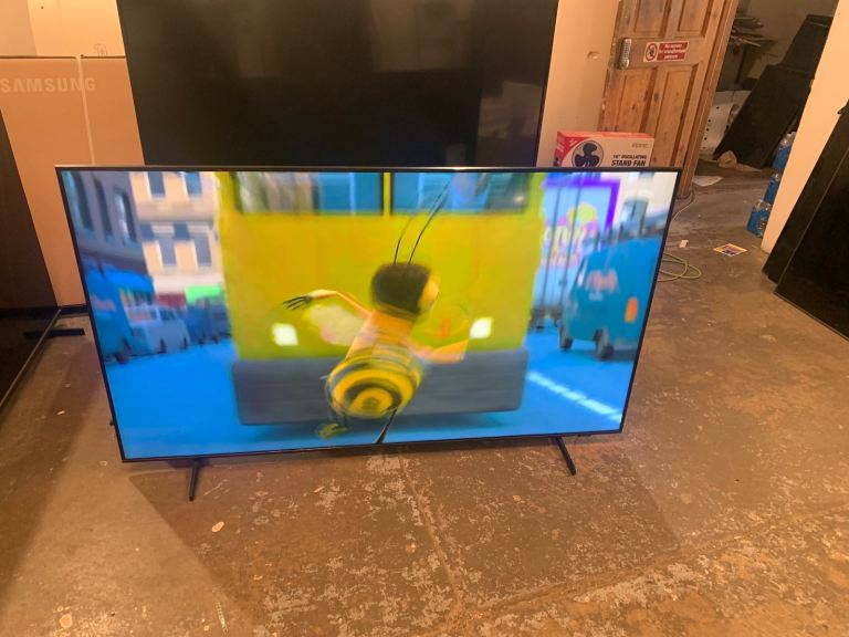 32” smart  tv £100 Ono  Imran tv luton