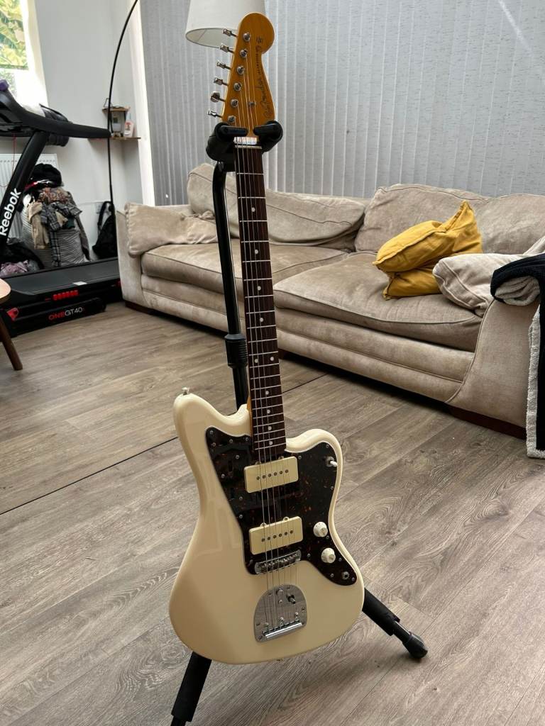 Fender Japan JM-66 Jazzmaster Reissue MIJ Olympic White