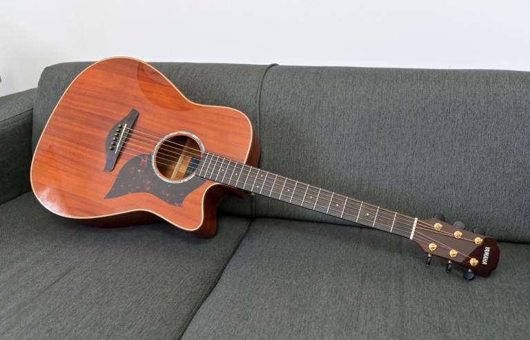 Yamaha A4K - Acoustic Guitar