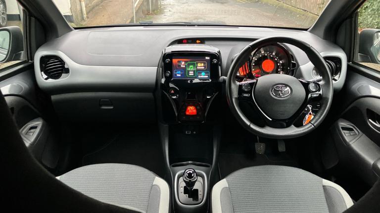 2022 Toyota AYGO 1.0 VVT-i X-Trend TSS 5dr x-shift Petrol Hatchback Hatchback Petrol Automatic