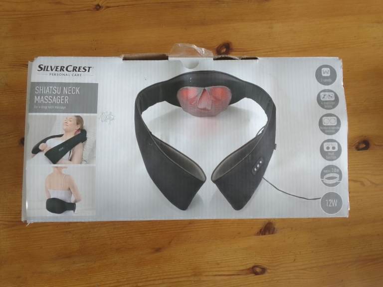 Shiatsu neck massager
