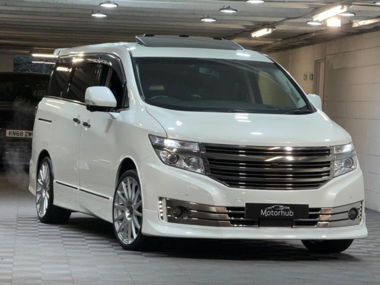  Nissan Elgrand 3.5 350 RIDER BLACKLINE SUNROOF Model Petrol Automatic