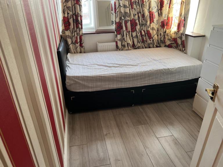 Single Room for Single Female